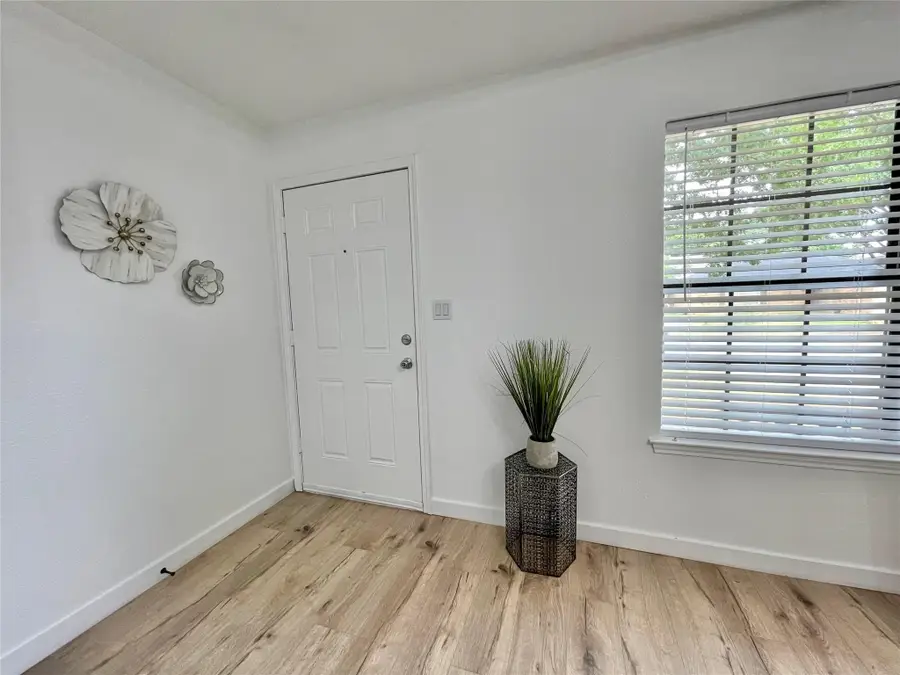 6201 Big Springs Drive, Arlington, TX 76001 - #3