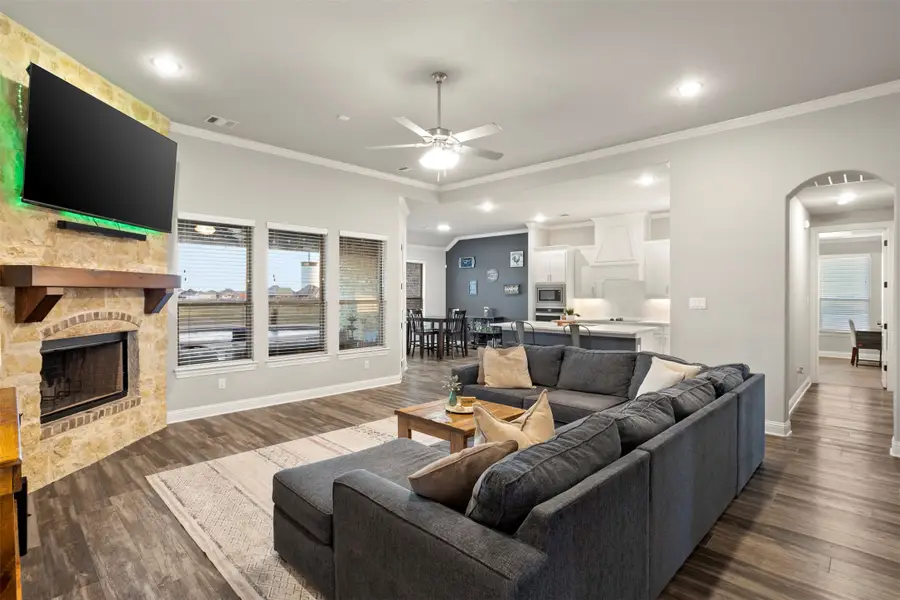 331 Crosswind Drive, Waxahachie, TX 75167 - #3