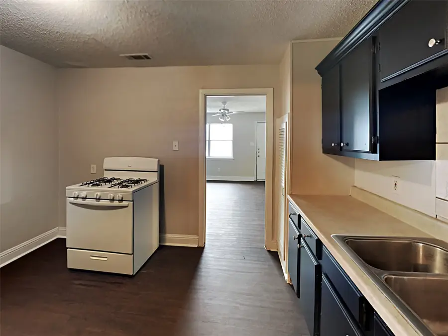 2815 Ash Park Drive, Richland Hills, TX 76118 - #3