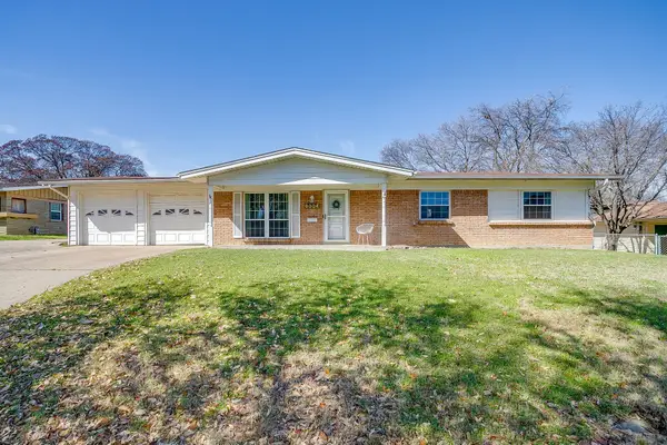 8304 Doreen Avenue, Fort Worth, TX 76116