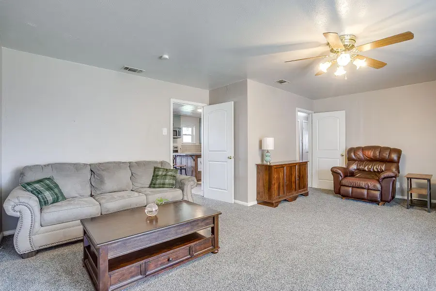 8304 Doreen Avenue, Fort Worth, TX 76116 - #3