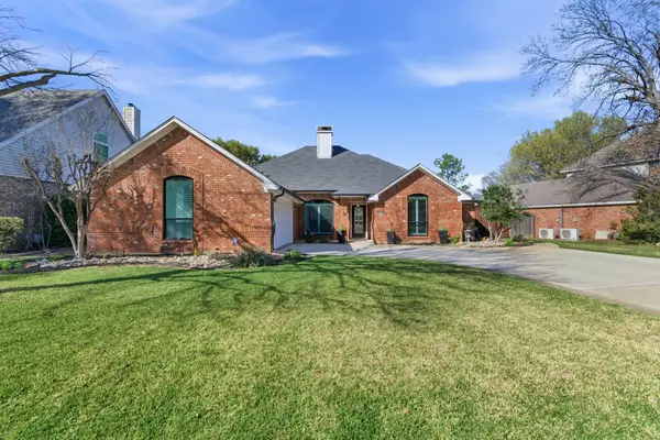 3304 Lauren Way, Flower Mound, TX 75028