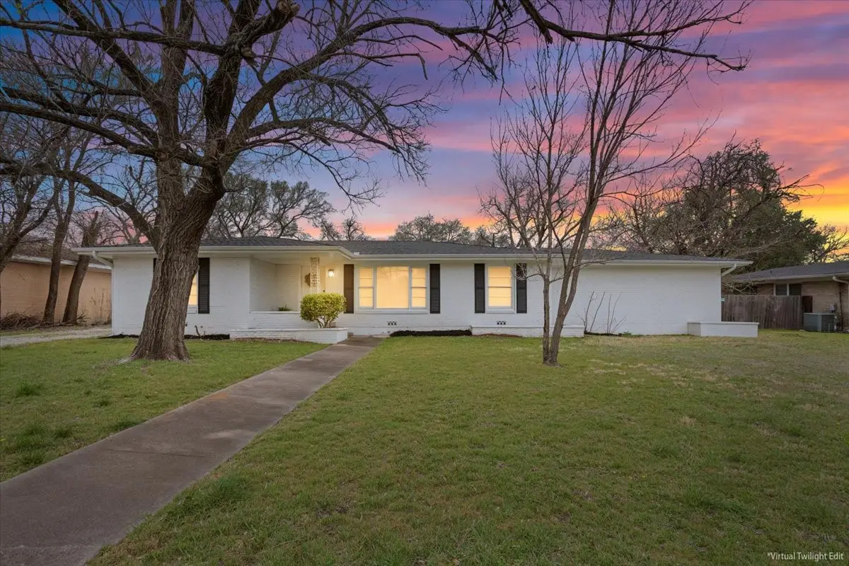 2416 Lake Air Drive, Waco, TX 76710 - #1