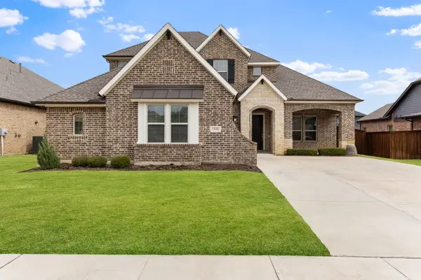 1102 Cordova Street, Mansfield, TX 76063