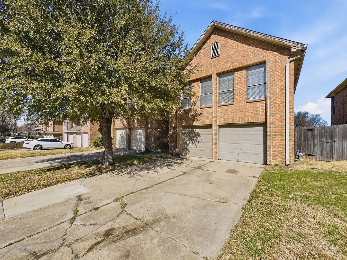 1222 W Hudgins Street, Grapevine, TX 76051 - #1