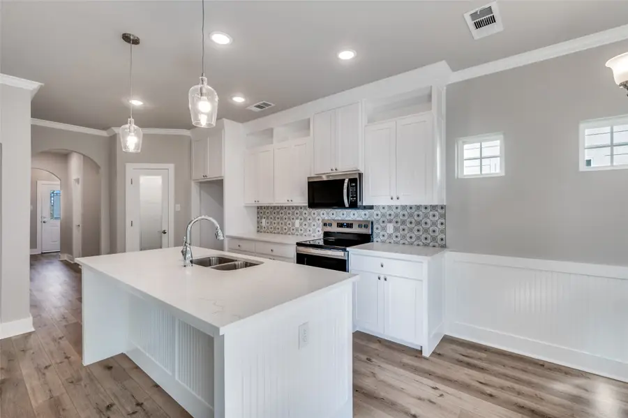 106 Market Street, Lake Dallas, TX 75065 - #3