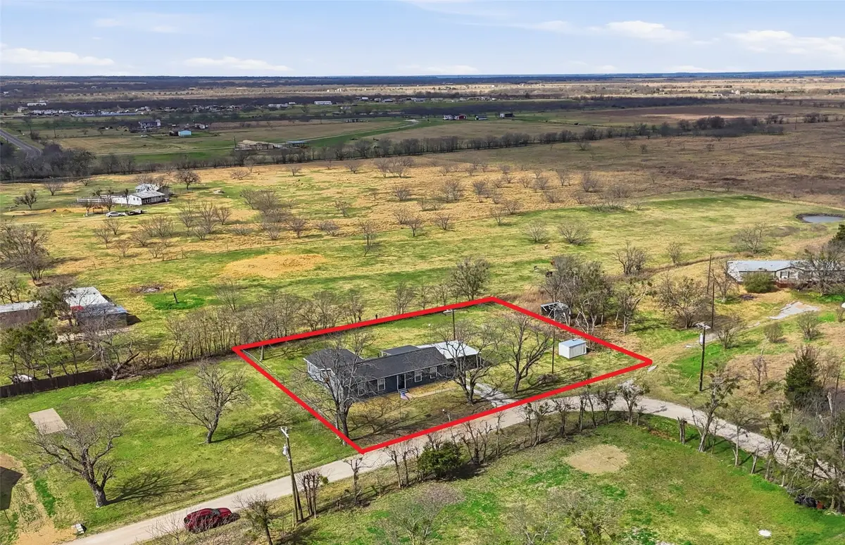 265 N Trinity Avenue, Emhouse, TX 75110 - #1