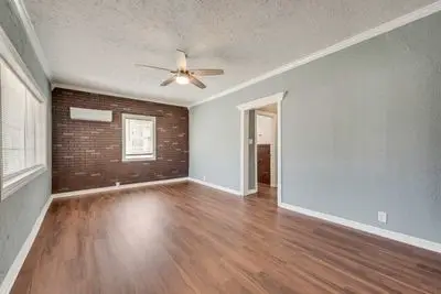 930 W Freeman Street, Sherman, TX 75092 - #3