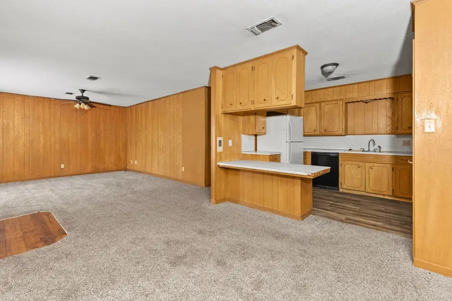 704 S Manson Street, Wolfe City, TX 75496 - #3