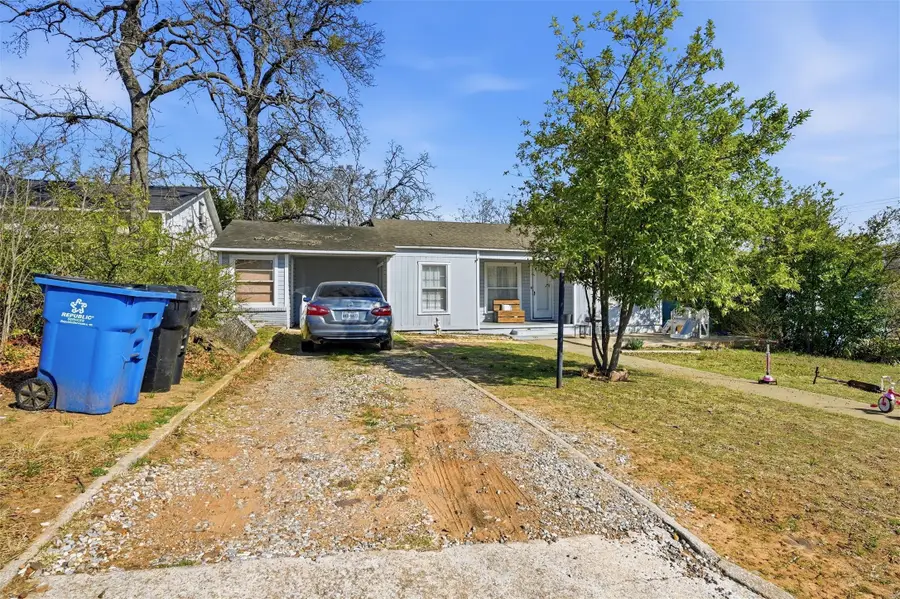 417 E Morton Street, Denison, TX 75021 - #2