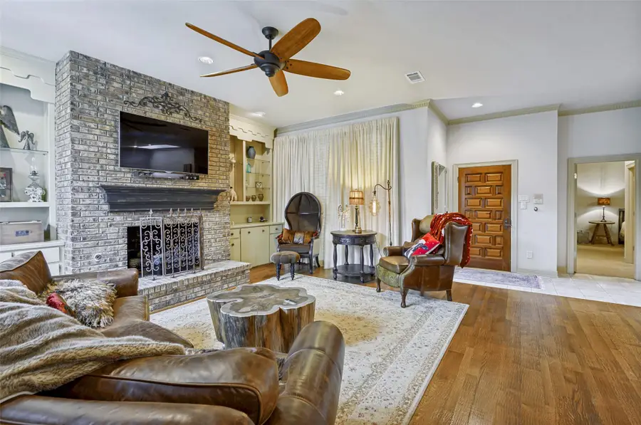 1632 Banbury Lane, Carrollton, TX 75006 - #3