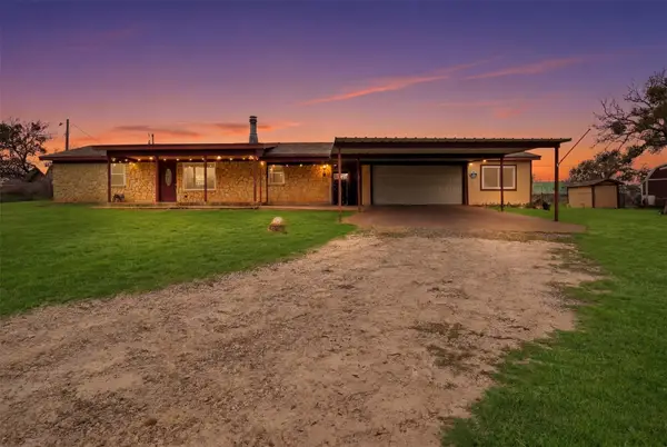 2318 Poco Court, Granbury, TX 76048