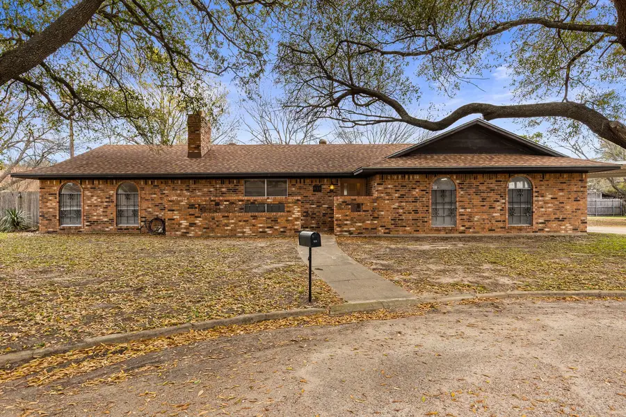 918 Saint Charles Court, Marlin, TX 76661 - #2