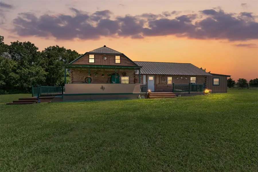 901 County Road 3925, Wolfe City, TX 75496 - #2