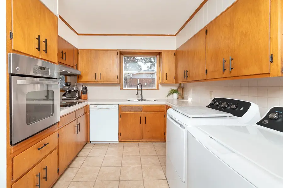 2005 S China Street, Brady, TX 76825 - #3