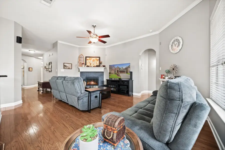 1612 Lake Eden Drive, Euless, TX 76039 - #3