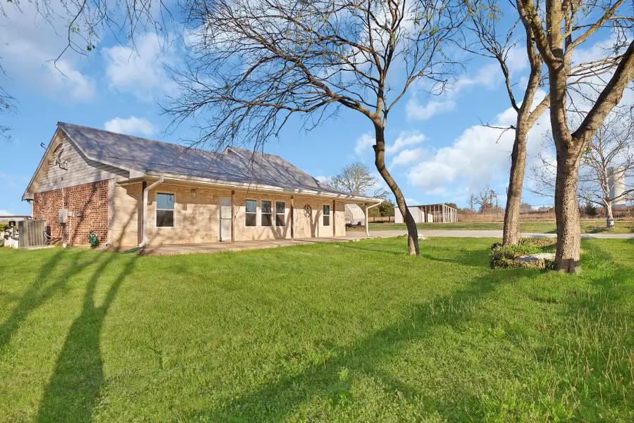 109 Pioneer Court, Waxahachie, TX 75167 - #2