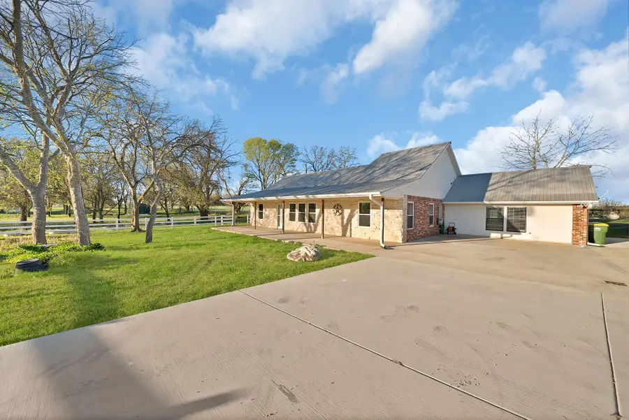 109 Pioneer Court, Waxahachie, TX 75167 - #3