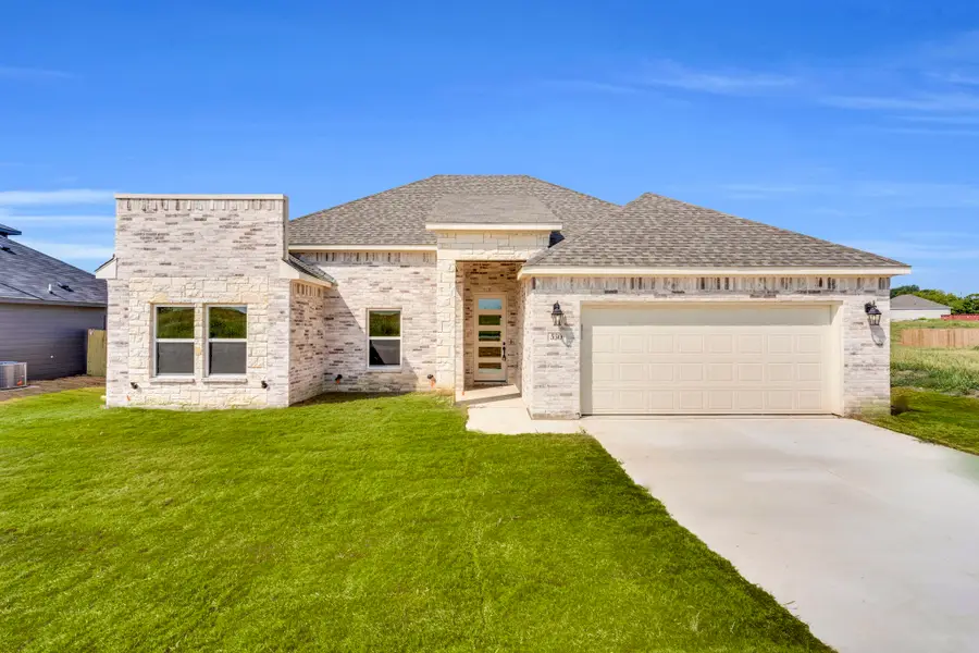 530 E Lamar Street, Palmer, TX 75152 - #2