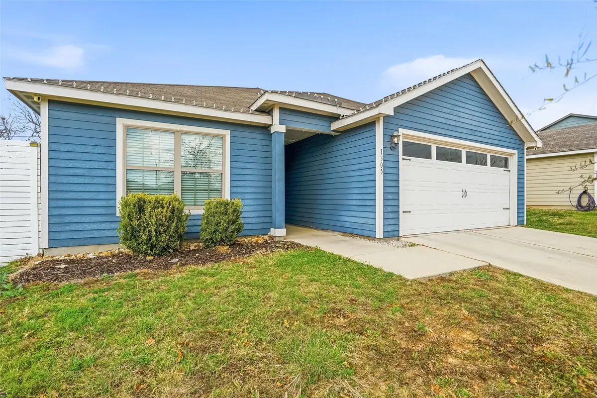 1305 Eagle Lake Drive, Azle, TX 76020 - #1