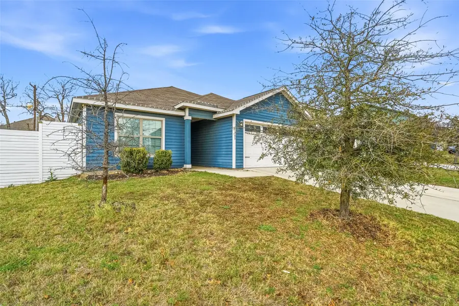 1305 Eagle Lake Drive, Azle, TX 76020 - #2