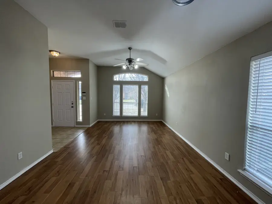 1304 Meadowbrook Lane, Crowley, TX 76036 - #3