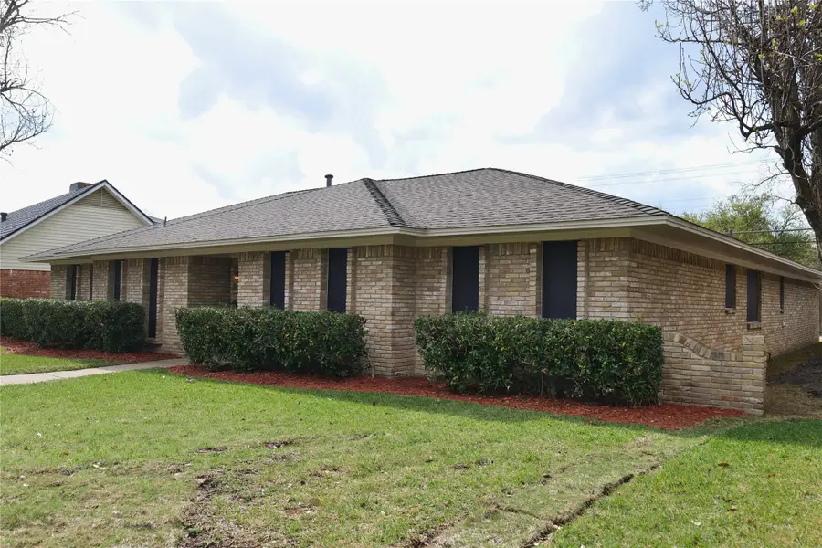 7137 Hunnicut Road, Dallas, TX 75227 - #2