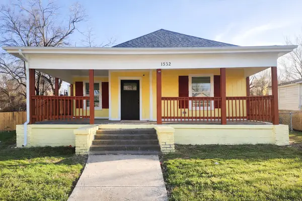 1532 E Myrtle Street, Fort Worth, TX 76104