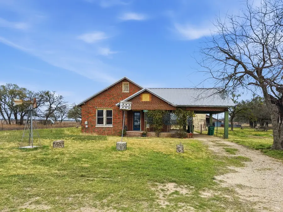 910 County Road 421, Evant, TX 76525 - #2