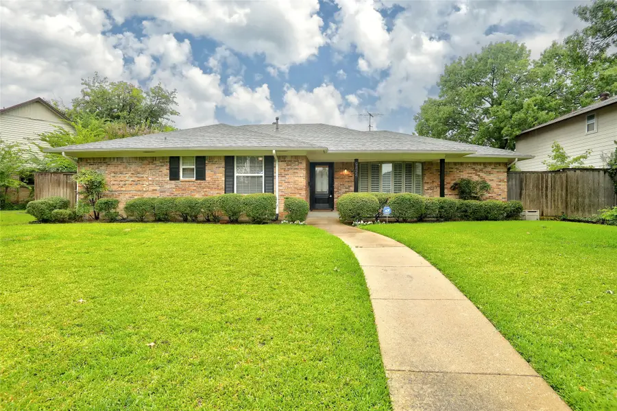 9424 Hunters Creek Drive, Dallas, TX 75243 - #2