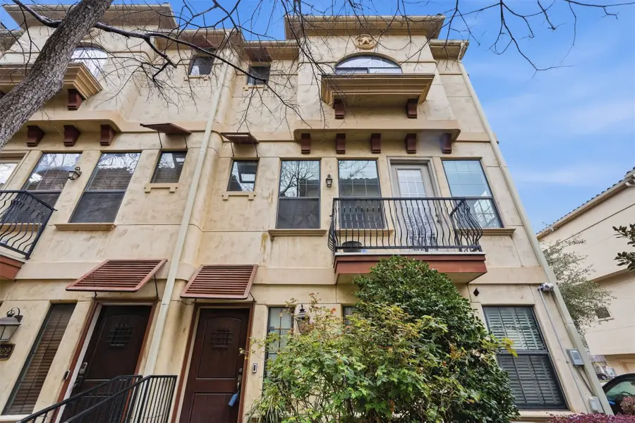 1020 Pavillion Street, Dallas, TX 75204 - #2