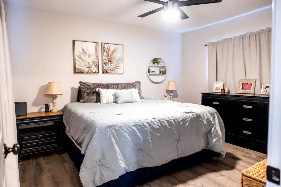 257 Graham Avenue, Bonham, TX 75418 - #3