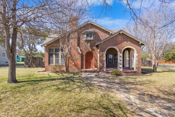 3101 Colcord Avenue, Waco, TX 76707