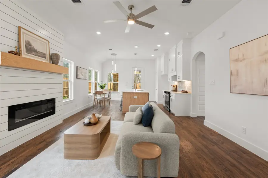 410 Matthew Street, Hillsboro, TX 76645 - #3