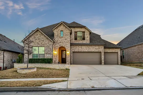 14620 Frog Lake Drive, Fort Worth, TX 76262