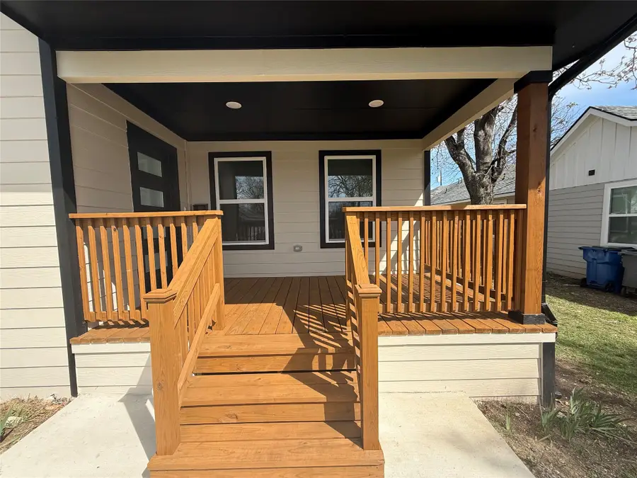 920 S Montreal, Dallas, TX 75208 - #2