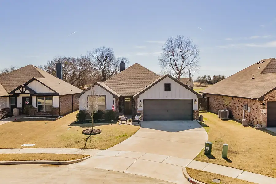 141 Maverick Lane, Pilot Point, TX 76258 - #3