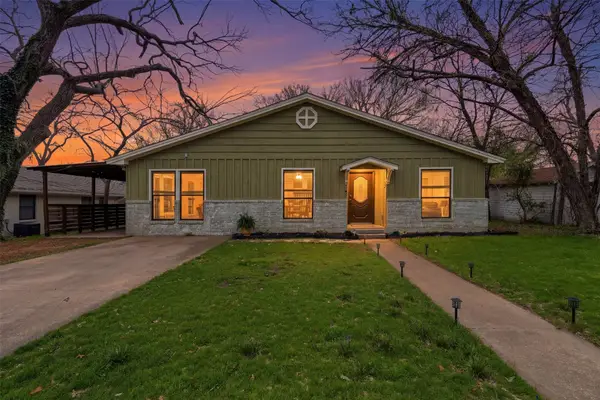 208 E Columbia Street, Weatherford, TX 76086