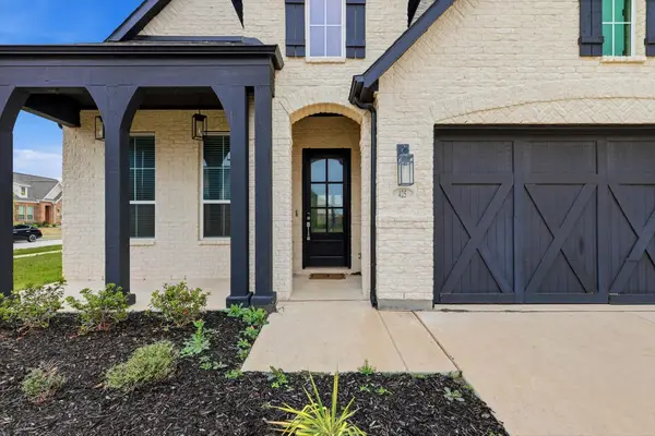 425 Lost Creek Trail, Waxahachie, TX 75165