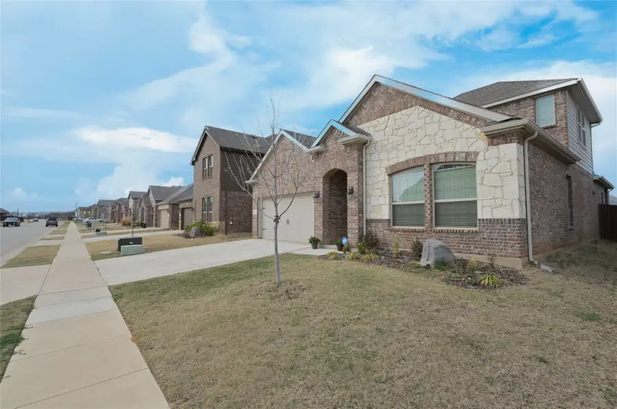 10013 Gray Barrel Drive, Aubrey, TX 76227 - #2