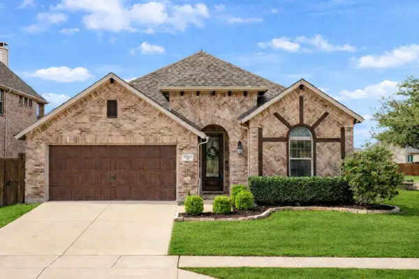 15033 Seventeen Lakes Boulevard, Fort Worth, TX 76262