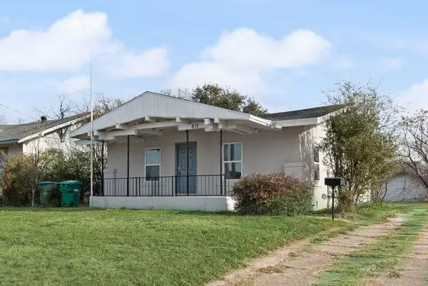 815 N Travis Street, Sherman, TX 75090