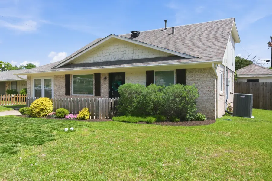 722 Cindy Drive, Cedar Hill, TX 75104 - #2