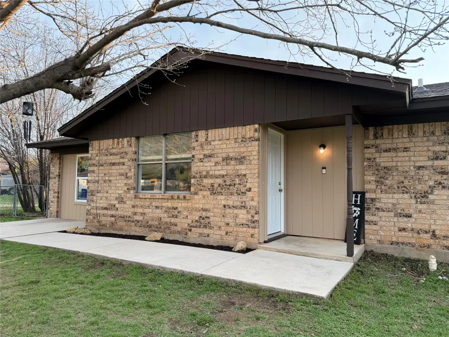 133 Bowie Circle, Brownwood, TX 76801 - #3