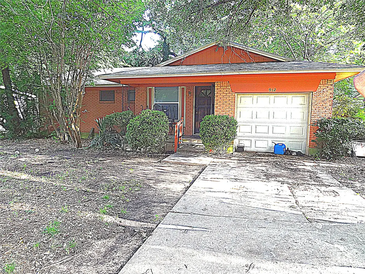 912 Sierra Drive, Denton, TX 76209 - #1