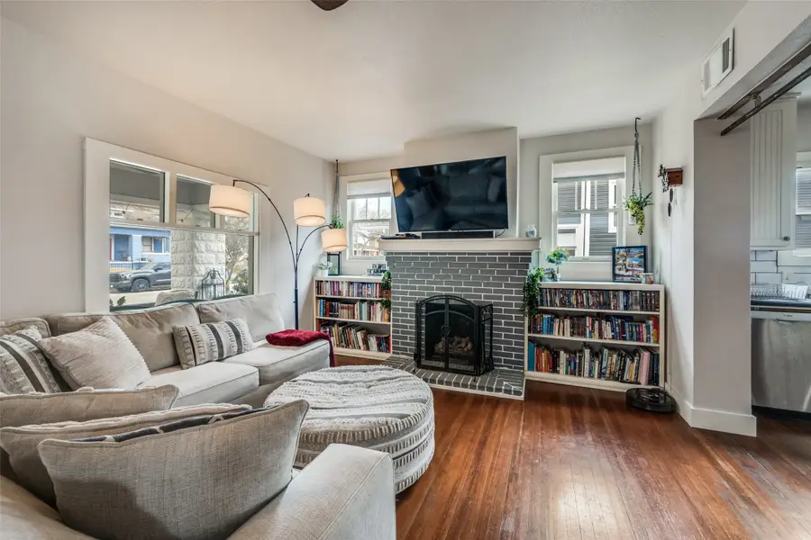 2236 Alston Avenue, Fort Worth, TX 76110 - #3