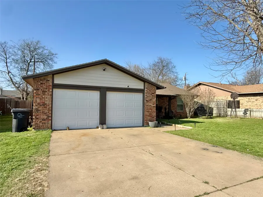 1416 Mimosa Street, Cleburne, TX 76033 - #3