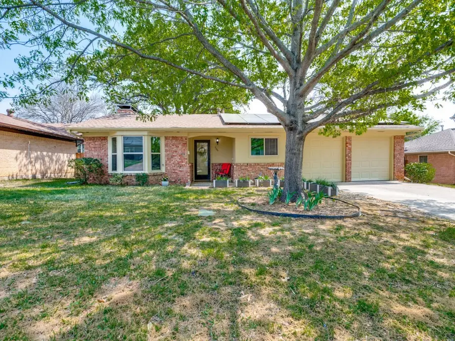 506 E Huitt Lane, Euless, TX 76040 - #3
