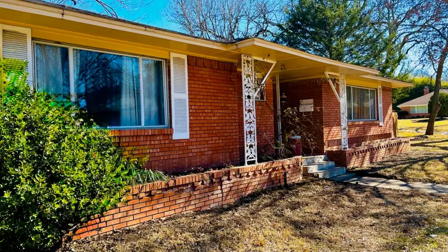 2438 Five Mile Circle, Dallas, TX 75233 - #2