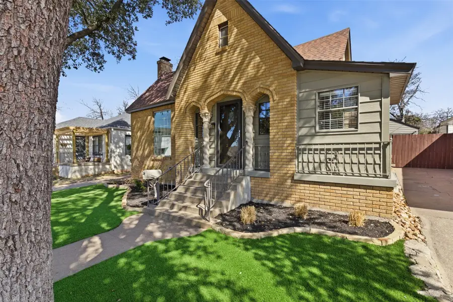 2627 Forest Park Boulevard, Fort Worth, TX 76110 - #2